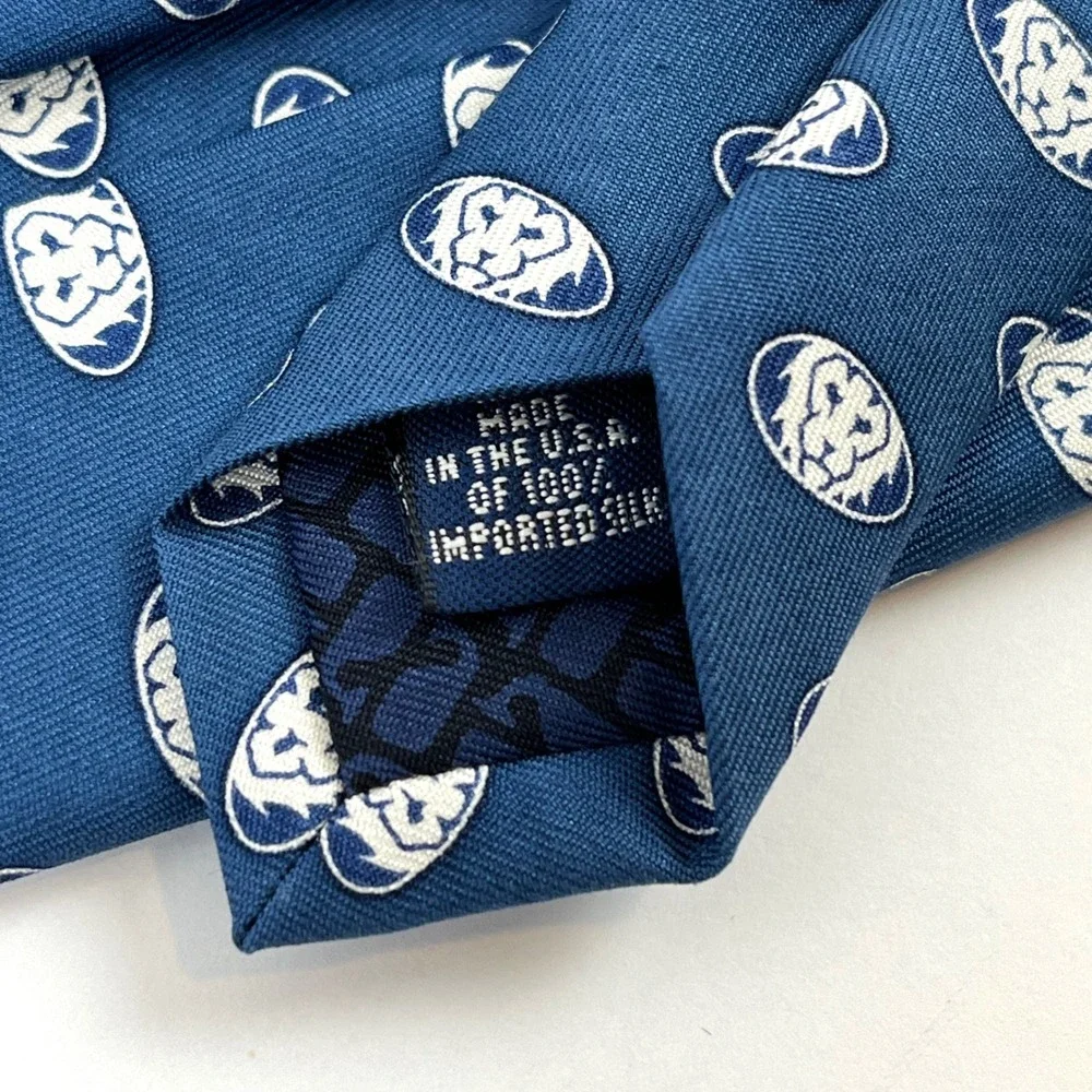 Vineyard Vines Men's Silk Tie Navy Blue Lion Mascot Crest USA